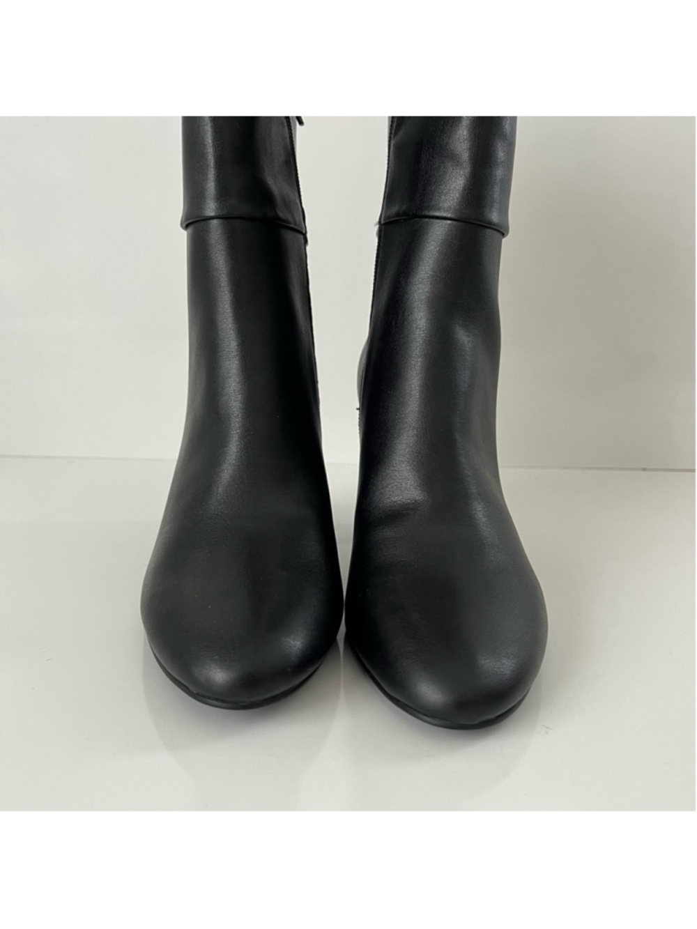 CHARLES by Charles David Billow Faux Leather Block Heel Boot Black 6.5 - Picture 8 of 15